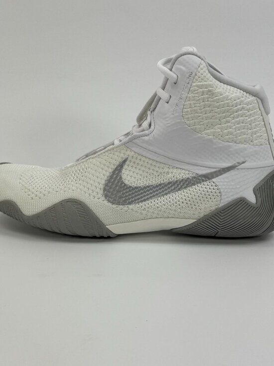 Nike Tawa \'White Metallic Silver\' CI2952-100 Wrestling size 12 main image 8